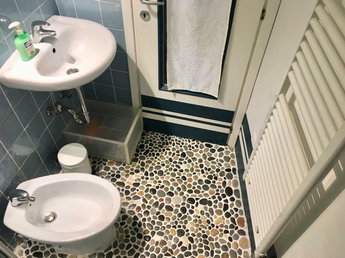 Appartamento La GEMMA del Quadrilatero Torino Esterno foto